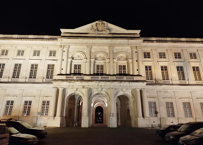 Ajuda Palace شقة *